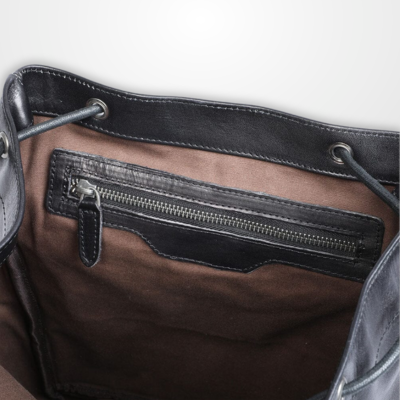 BODO | Kleiner Schwarzer Leder-Rucksack